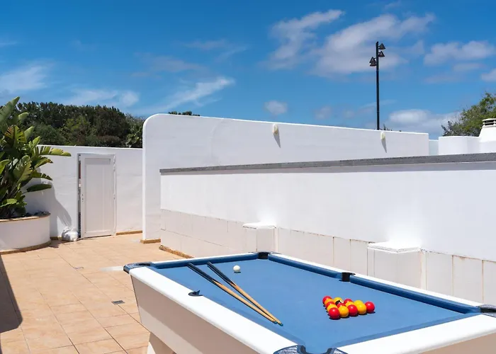 Michelle - Lh114 By Now Ltd Villa Playa Blanca (Lanzarote)