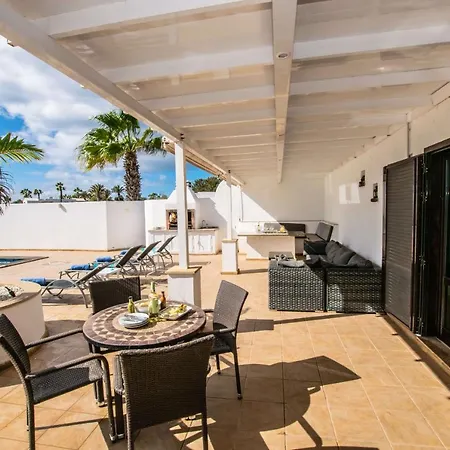 Villa Michelle - Lh114 By Now Ltd *