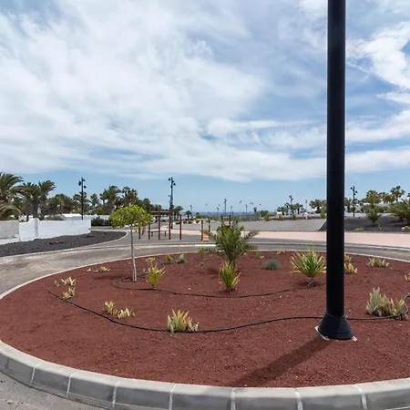Michelle - Lh114 By Now Ltd Villa Playa Blanca (Lanzarote)