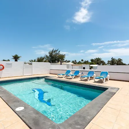 Michelle - Lh114 By Now Ltd Playa Blanca (Lanzarote)