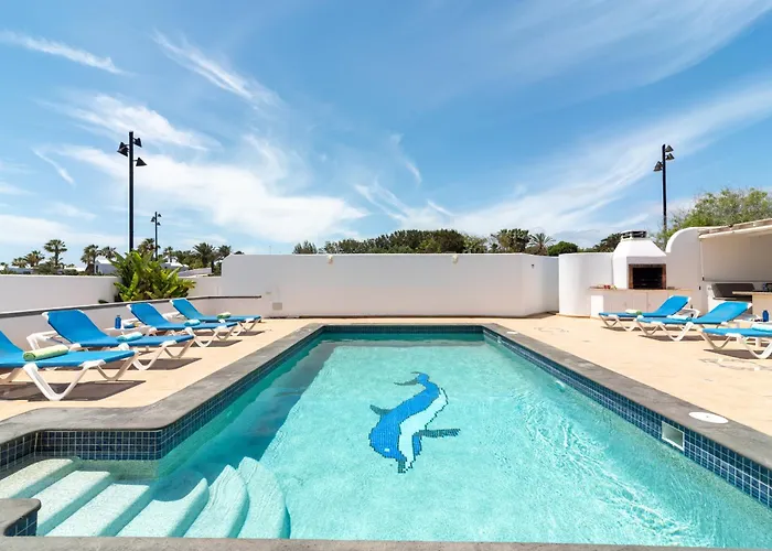 Vila Michelle - Lh114 By Now Ltd *