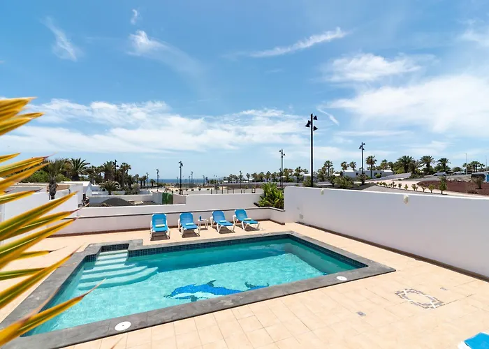 Michelle - Lh114 By Now Ltd *