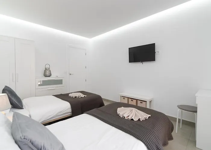 Vila Michelle - Lh114 By Now Ltd *