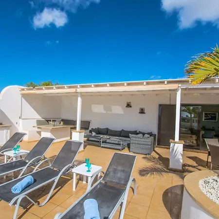 Michelle - Lh114 By Now Ltd Playa Blanca (Lanzarote)