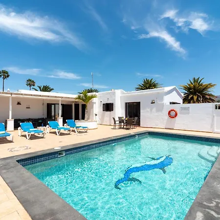 Michelle - Lh114 By Now Ltd * פלאיה בלנקה